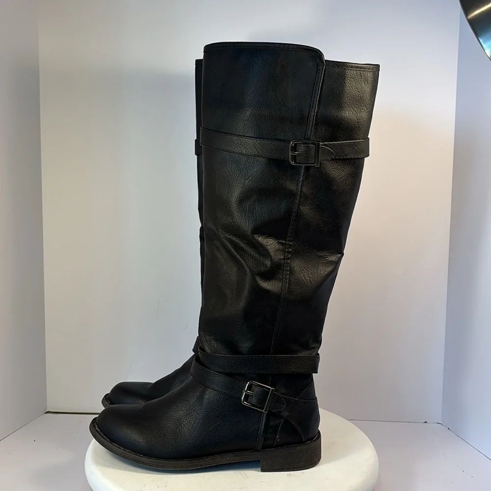 Tall Black Faux Leather Knee High Boot Adjustable Calf Strap Sz 8.5 Boho Classic
